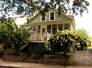 106 Swift St, Providence, RI 02904