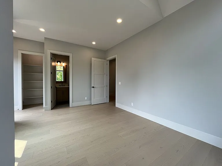 17402 NW Lonerock Dr — Photo 27
