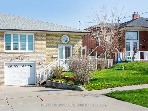 44 Fallingdale Cres, Toronto, ON M3J 1C5
