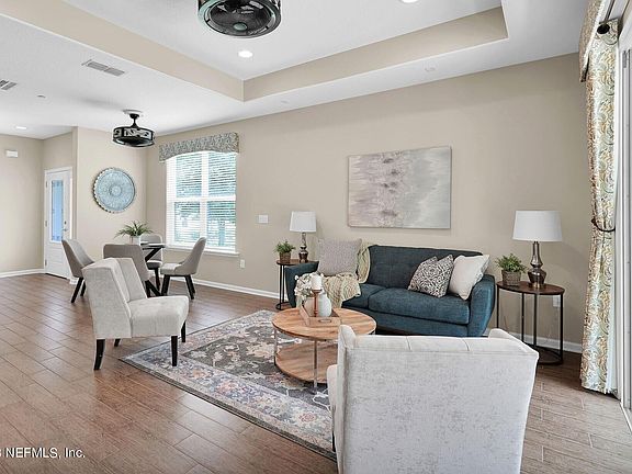 2nd image of 656 COCONUT PALM Parkway
