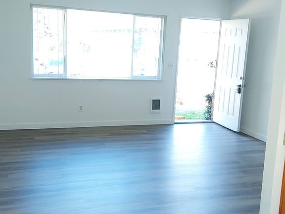 4th image of 5425 NE 24th Ave #5425
