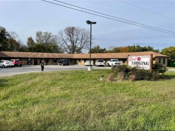 1241 W Ashley Rd, Boonville, MO