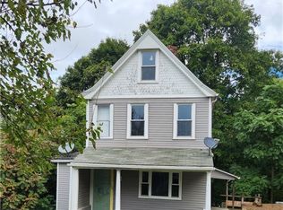 604 N 10th St, Apollo, PA 15613