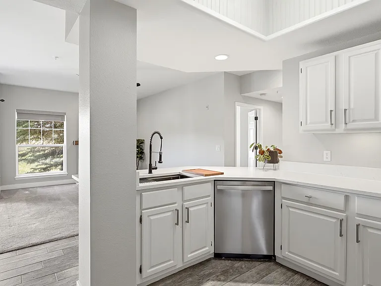 900 Bitner Rd #P17 — Photo 31