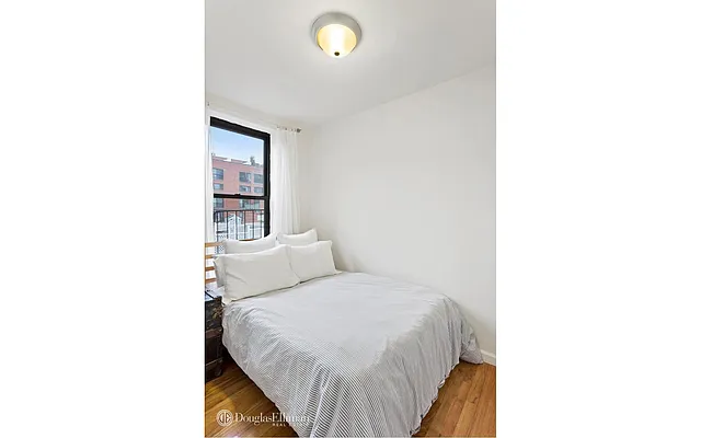 Rented by Douglas Elliman | media 4