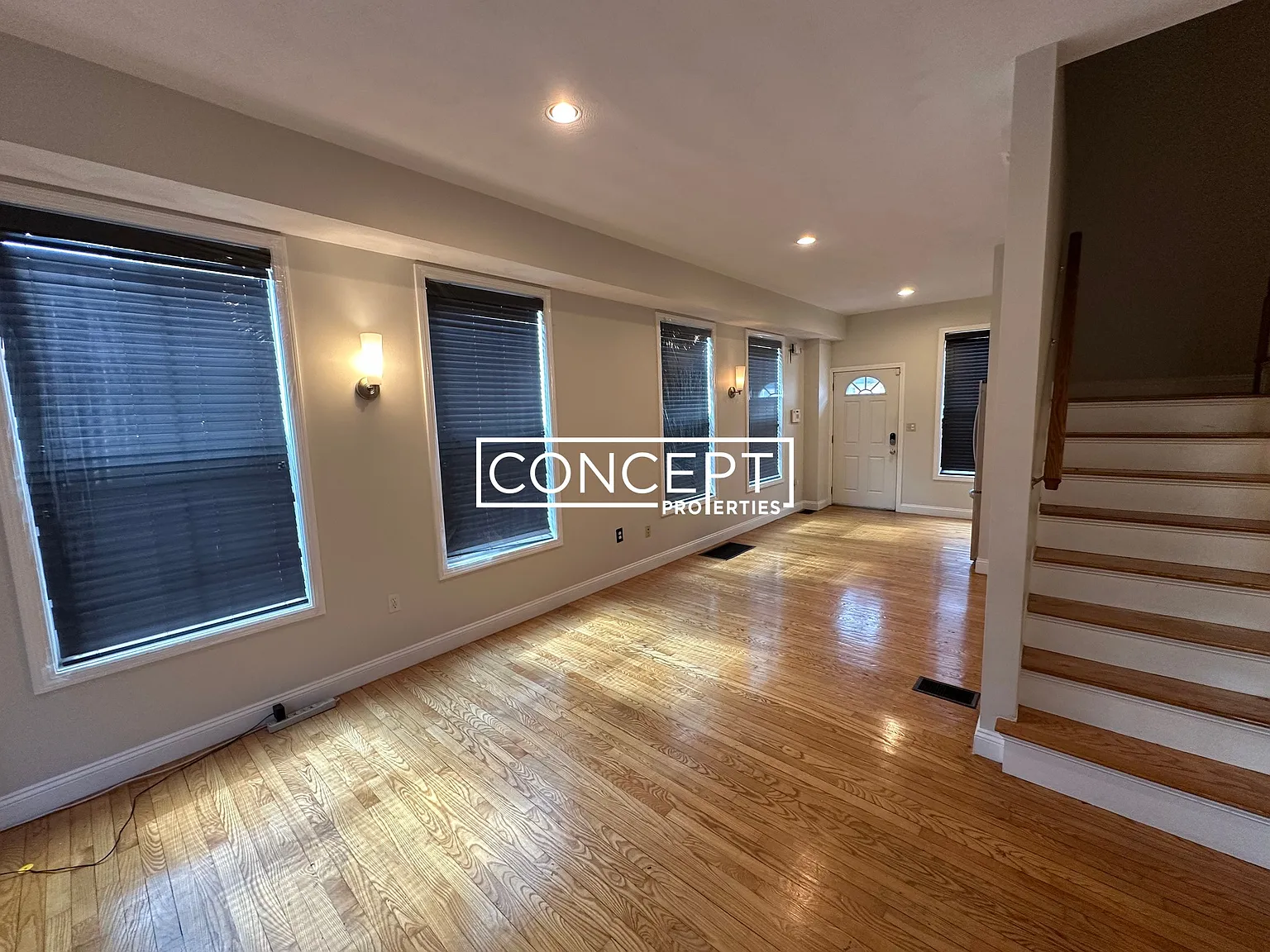 3 bed, 2.0 bath, $3,000 — Photo 2
