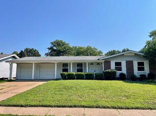 1433 Kingsford Dr, Florissant, MO