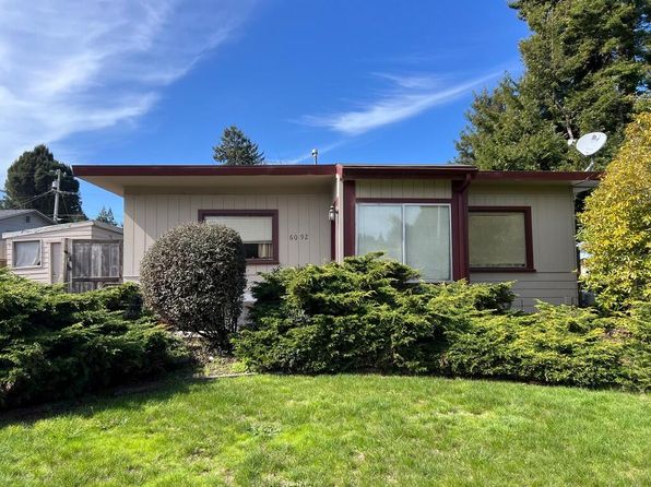 6092-6094 Avalon Dr, Eureka, CA 95503
