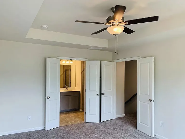250 Mahone Dr — Photo 17