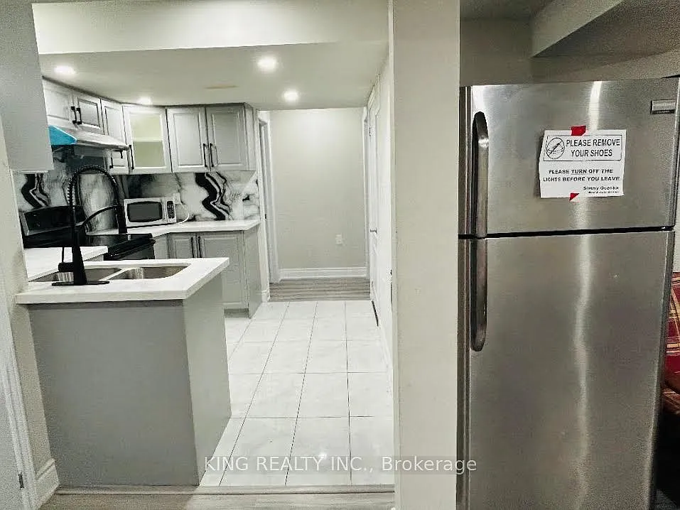 3 bed, $2,250 — Photo 3