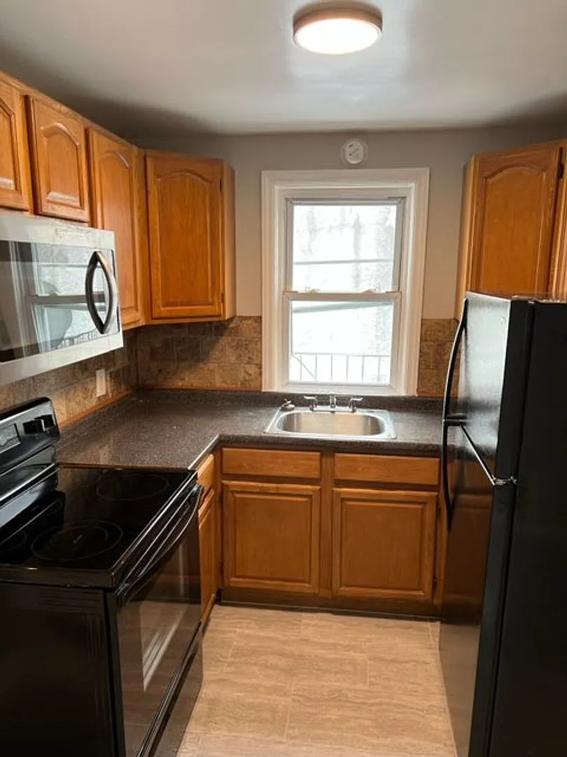 6406 Pearl St, — Photo 2