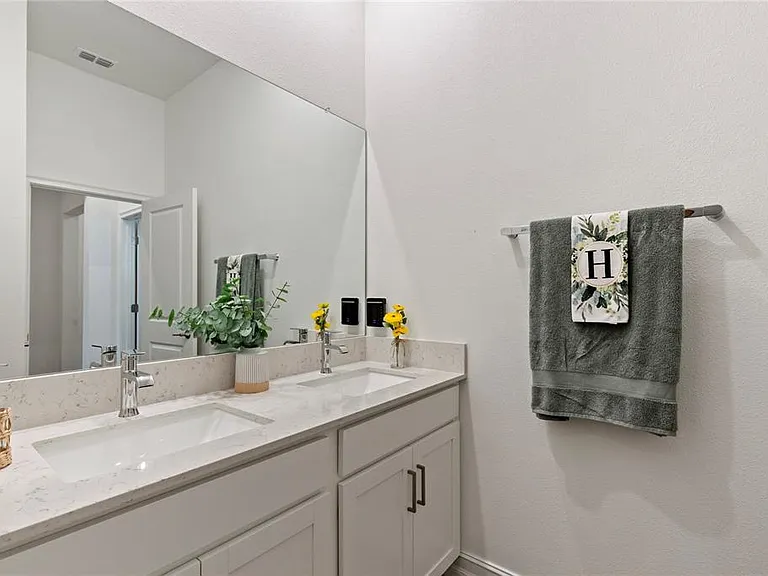 8692 Little Bluestem Dr — Photo 22