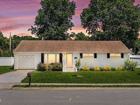 2nd image of 709 Coral Way