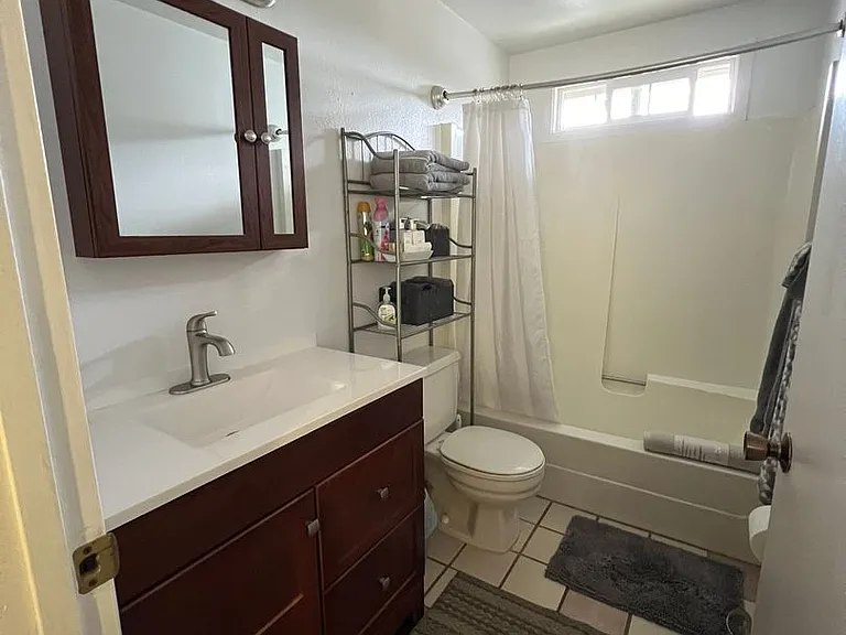 2121 N Eldorado Ave #4 — Photo 4