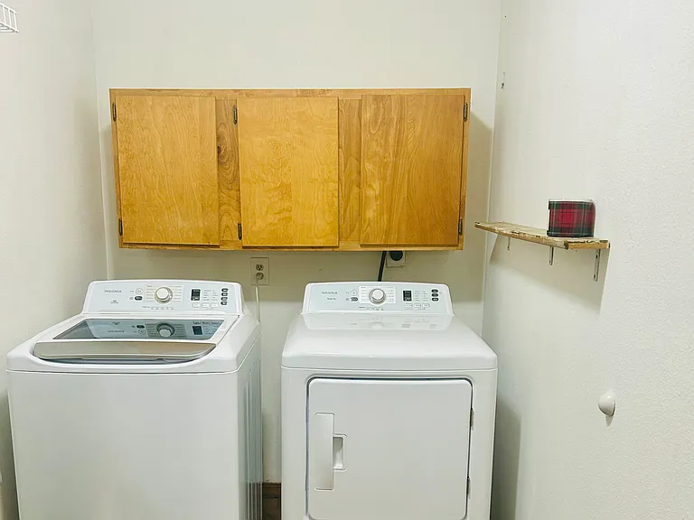 220 Long Beach Dr — Photo 24