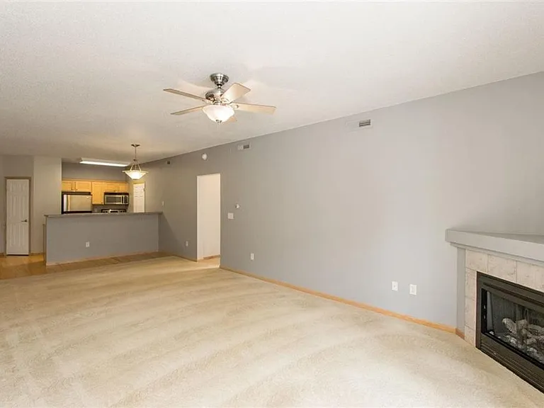 2450 Cascade Ln — Photo 10