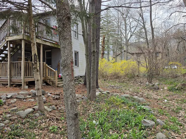 5 Pine Ave #1R, Palenville, NY 12463