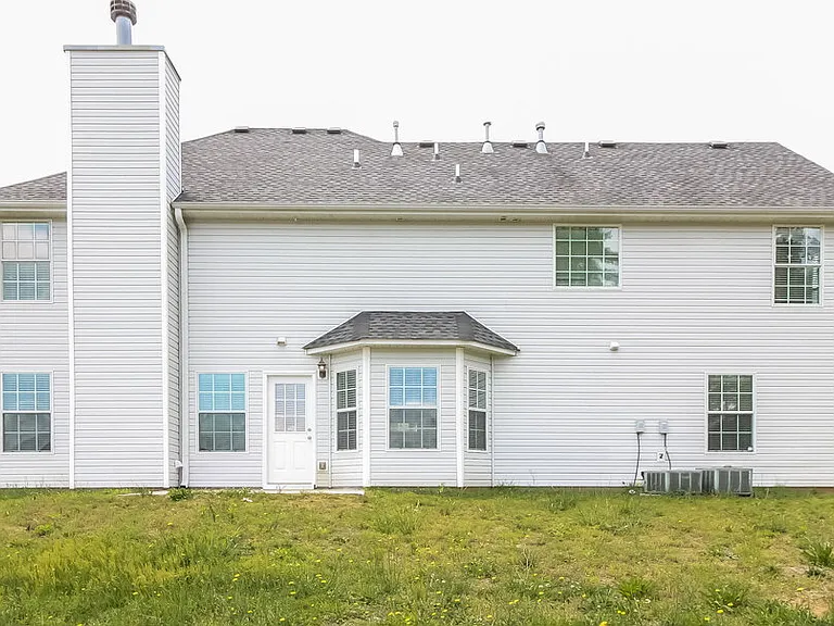 604 Mohawk Cir — Photo 19