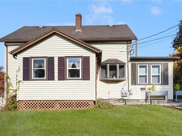 92 Hamilton St, West Warwick, RI 02893