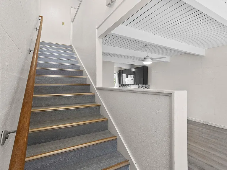 4210-3 Keanu St #205 — Photo 18