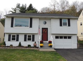 621 Nelson Rd, Johnson City, NY 13790