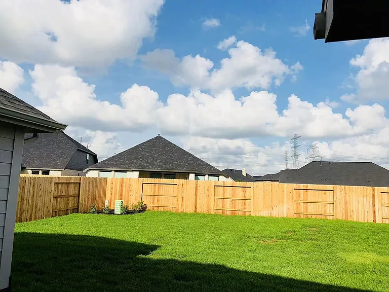 8411 Remington Bluff Ln — Photo 24