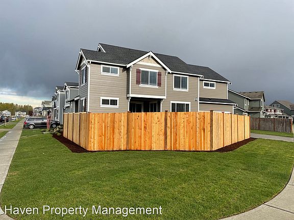 2nd image of 1313 32nd St SW