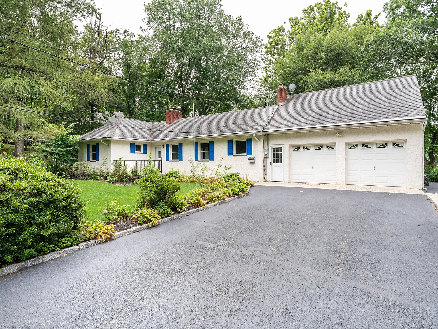 4 bed, 2470 sqft, $5,500 — Photo 3