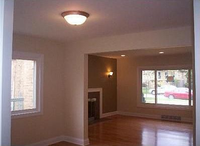 3rd image of 5325 Mulford St