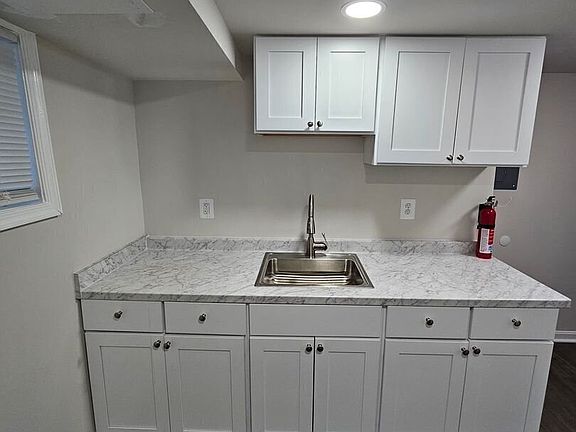 2nd image of 21 Sumac Rd APT C