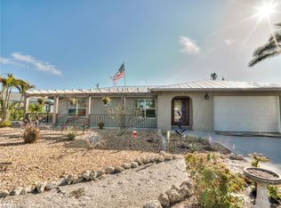20621 Coconut Dr, Estero, FL 33928