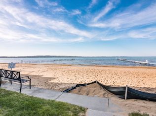 1603 N Us Highway 31 N APT 6, Traverse City, MI 49686