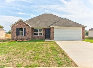 1306 Springvine Dr, Searcy, AR 72143