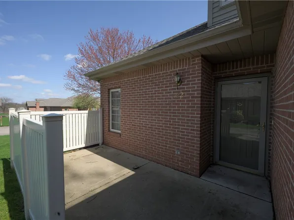122 Crosswynds Dr, Beaver Falls, PA 15010