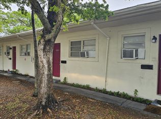 1002 NW 3rd Ave, Hallandale, FL 33009