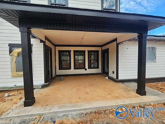 3rd image of 18836 Holt Rd