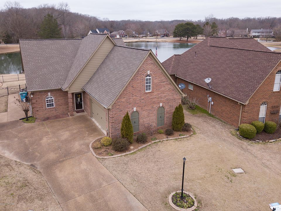 1st image of 3745 Lake Village Cv