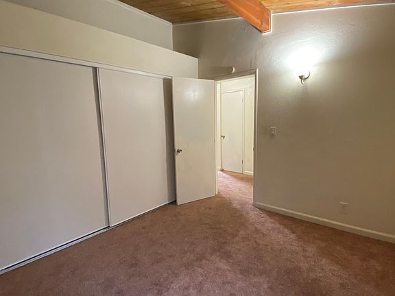 5th image of 245 Coughlan St