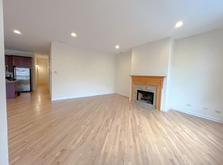 1400 W Belmont Ave #3, Chicago, IL 60657