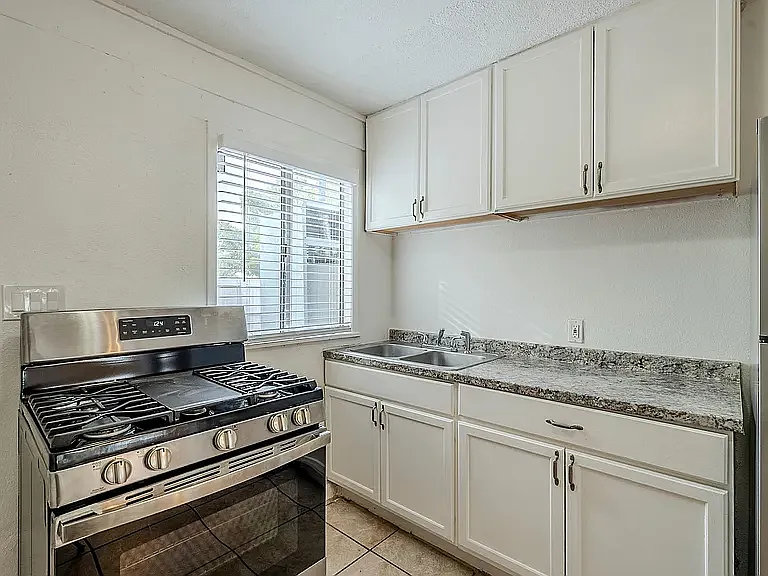 3047 N Los Altos Ave #3047 — Photo 12