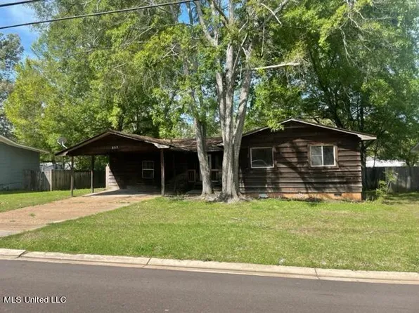 237 Pemberton Dr, Pearl, MS 39208