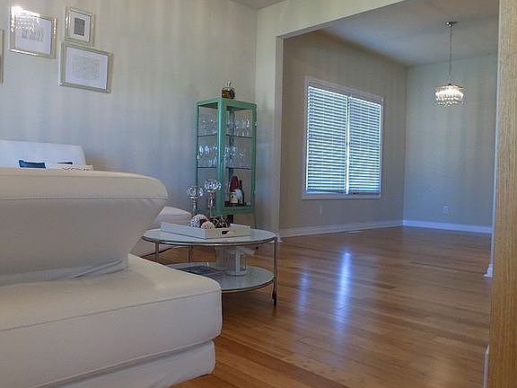 4th image of 5919 Wyndstone Dr