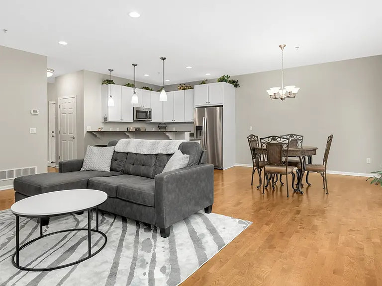 17710 Valley Cove Ct — Photo 6