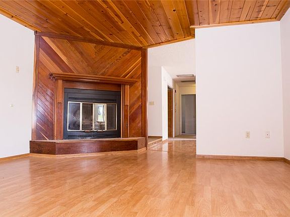 4th image of 3310 Numancia St