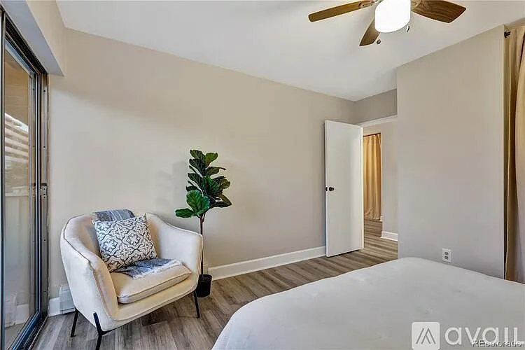 4110 Hale Pkwy #3D — Photo 11