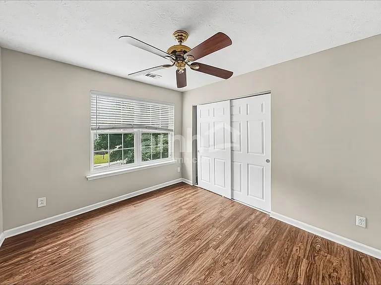 1244 W Oaks Way — Photo 13