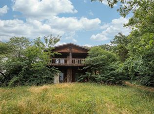 575 Lakeside Dr, Cuba, MO 65453