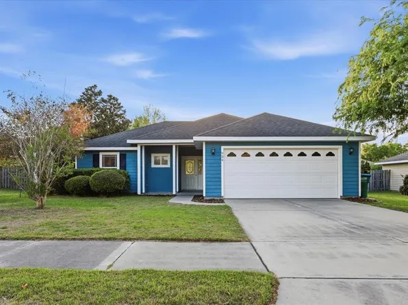 934 NW 255th Way, Newberry, FL 32669