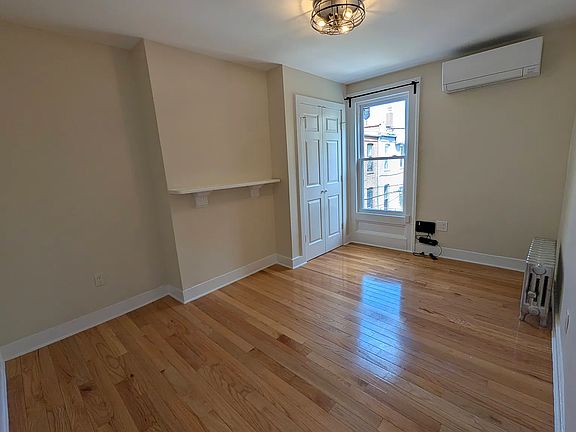 5th image of 331A Quincy St #2