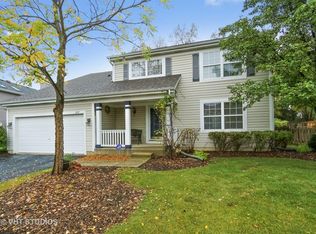 1217 Warwick Ct, Grayslake, IL